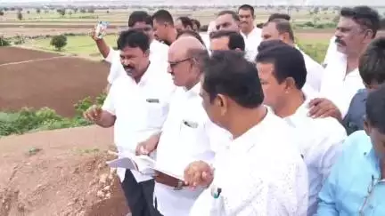 అలగనూర్ రిజర్వాయర్ ను పరిశీలించిన: ఎమ్మెల్యే గిత్త జయ సూర్య, మైదుకూరు ఎమ్మెల్యే పుట్టా సుధాకర్ యాదవ్