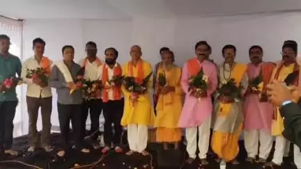 कोंडागांव: तुलसी मानस प्रतिष्ठान की जिला स्तरीय बैठक बफना में संपन्न, शपथ ग्रहण समारोह की तैयारियों पर हुई चर्चा
