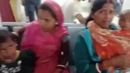 गुमला: बघिमा टुकु टोली में वज्रपात से दो लोग झुलसे, सदर अस्पताल में भर्ती