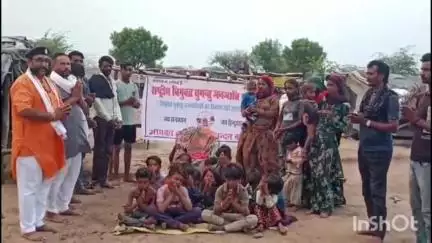 शाहपुरा: सुकाली कालबेलिया बस्ती में राष्ट्रीय विमुक्त घुमंतू जनजाति महासभा ने अहमदाबाद हादसे के मृतकों को श्रद्धांजलि दी