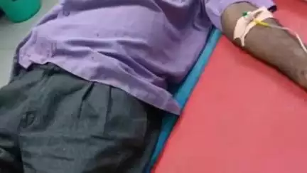 बलिया: बलिया NH-31 पावर हाउस के पास तेज रफ्तार टेंपो पलटा, एक व्यक्ति गंभीर रूप से घायल