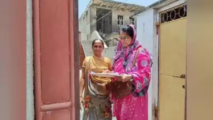 ભેસાણ: વિસાવદર વિધાનસભા મતવિસ્તારમાં વોટર ઇન્ફોર્મેશન સ્લીપનું ૯૮ ટકા વિતરણ