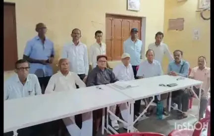 गया टाउन सीडी ब्लॉक: बाईपास दंडी बाग के प्रजापति भवन में बिहार कुम्हार प्रजापति समन्वय समिति माड़नपुर की हुई बैठक