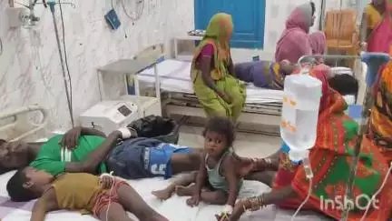 मधेपुरा: सबेला मोरकाहीं गांव में फूड प्वाइजनिंग से एक परिवार के चार लोग बेहोश, अस्पताल में भर्ती