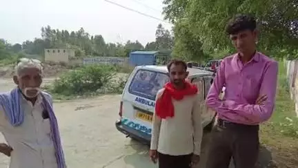 खागा: खागा के ओवरब्रिज पर ट्रक की टक्कर से बाइक सवार की हुई मौत, पुलिस ने शव का कराया पोस्टमार्टम