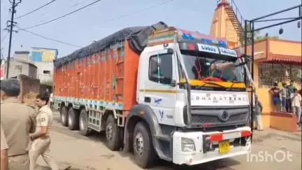 આણંદ શહેર: આણંદના રૂપાપુરા પાસે તીક્ષ્ણ હથિયારના ઘા ઝીંકી ટ્રક ચાલકની કરપીણ હત્યા,પોલીસે ગુનો નોંધી તપાસ હાથ ધરી