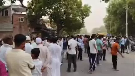 मंझनपुर: सपा के वरिष्ठ नेता पूर्व चेयरमैन मौला बख़्श को करारी में सुपुर्दे ख़ाक किया गया, पूर्व मंत्री और सांसद शामिल