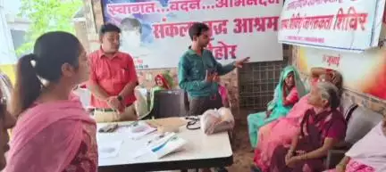 सीहोर नगर: संकल्प वृद्धा आश्रम में विश्व वरिष्ठ जन दुर्व्यवहार जागरूकता दिवस पर वृद्धजनों का स्वास्थ्य परीक्षण, न्यायाधीश भी शामिल