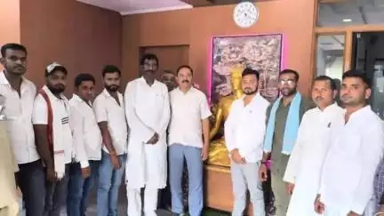 डेहरी: डेहरी विधायक ने युवाओं से की मुलाकात