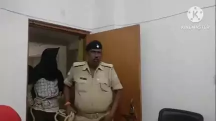 साहिबगंज: नॉर्थ कॉलोनी माल गोदाम के समीप देसी कट्टा, जिंदा गोली व ₹50,335 नकदी के साथ आरोपी गिरफ्तार, SDPO ने दी जानकारी