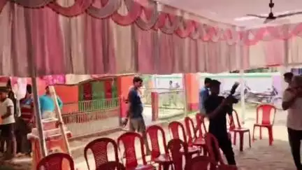 गोड्डा: झामुमो नेता राजेश मंडल के पिता के निधन पर मंत्री संजय यादव ने जताई संवेदना, बहुरिया गांव पहुंचकर दी श्रद्धांजलि