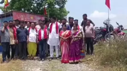 তুফানগঞ্জ ১: খুঁটি পুজোর মাধ্যমে মারুগঞ্জে হল গণেশ পুজোর খুঁটি পুজো; বাজেট 27 লাখ টাকা, দুঃস্থ শিশুকে 30 হাজার টাকা প্রদান