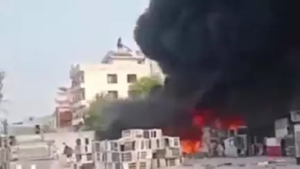 गुरुग्राम: एयर कंडीशनिंग गोदाम में आग, एसी-फ्रिज समेत इलेक्ट्रॉनिक सामान जला, 5 दमकल गाड़ियां मौके पर