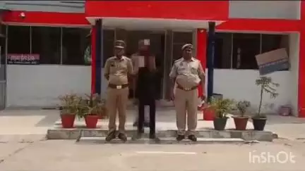 हर्रैया: कप्तानगंज पुलिस ने नाबालिग के अपहरण के मामले में एक अभियुक्त को स्थानीय थाना क्षेत्र से किया गिरफ्तार