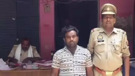 कर्वी: चित्रकूट के भरतकूप थाना पुलिस ने दो वारंटी अभियुक्तों को गिरफ्तार कर की विधिक कार्रवाई
