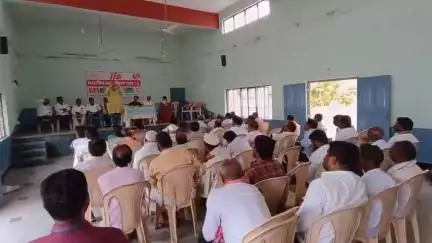 परभणी: शहरातील औषधी भवन येथे भारतीय कम्युनिस्ट पक्षाचे 25 वे जिल्हा कॉन्सीलचे अधिवेशन संपन्न