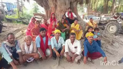 मकेर: हैजलपुर गांव में विवाहिता की संदिग्ध मौत, ससुर और पति गिरफ्तार