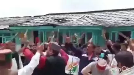 ठियोग: ठियोग के खुंद गवाई मेले में नृत्य करते हुए पहुंचे क्षेत्र के हजारों लोग रहे मौजूद