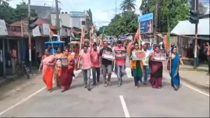 কমলপুর: বাংলাদেশে রবীন্দ্রনাথ ঠাকুরের স্মৃতিভূমিতে হামলার প্রতিবাদে কমলপুরে বিজেপির বিক্ষোভ মিছিল