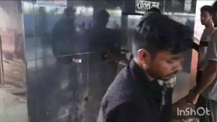 गुना नगर: गुना रेलवे स्टेशन पर पानी को तरसे यात्री तीनों प्लेटफार्म की नल और टोटियां बंद, रेल बोर्ड अध्यक्ष से शिकायत #jansamasya