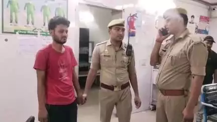 महोबा: काली पहाड़ी में विवाद सुलझाने गई पुलिस टीम पर हुआ हमला, वर्दी फाड़ी, दो आरोपी हिरासत में