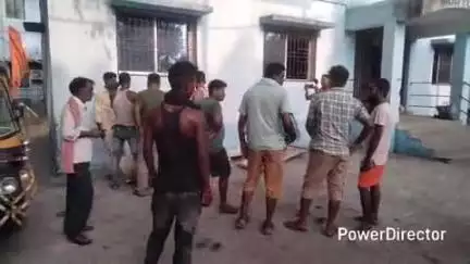 कटिहार: कावर रघु चौक पर दो बाइकों की टक्कर में युवक की मौत, पुलिस ने शव पोस्टमार्टम के लिए भेजा