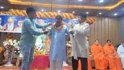 लैंसडाउन: गुमखाल में आयोजित सद्भावना सत्संग समारोह में निवर्तमान प्रमुख द्वारीखाल महेंद्र सिंह राणा ने किया प्रतिभाग