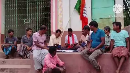 নলহাটি ২: শীতলগ্রামে বিজেপির বুথ সশক্তিকরণ অভিযান কর্মসূচিতে উপস্থিত মন্ডলের নেতৃত্বরা