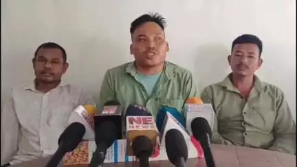 ওদালগুৰি: 'দিব্যাংগসকলৰ বাবে সুকীয়া ইণ্টাৰভিউ হ'ব লাগে', ডিমাকুছিত বিভিন্ন সমস্যা সমাধানৰ দাবীত দিব্যাংগসকলৰ সংবাদ মেল