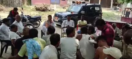 उजियारपुर: मोदी सरकार के 11 साल पूरे होने पर उजियारपुर में भाजपा कार्यकर्ताओं ने घर-घर जाकर लोगों को दी जानकारी