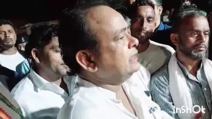 नारायणपुर: दक्षिणीडीह में मंत्री डॉक्टर इरफान अंसारी ने सड़क निर्माण कार्य का शिलान्यास किया