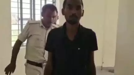 गायघाट: बेनीबाद थाना क्षेत्र से नाबालिग लड़की का अपहरण करने वाला मुख्य आरोपी गिरफ्तार, जेल भेजा गया