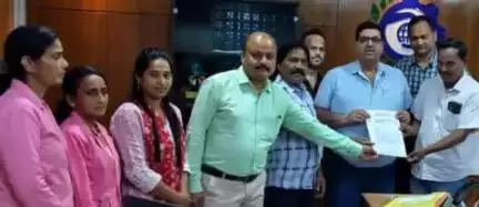 दंतेवाड़ा: खदान मजदूर संघ किरंदुल ने एनएमडीसी भर्ती में स्थानीय अभ्यर्थियों को बोनस अंक देने के लिए सीएमडी को ज्ञापन दिया