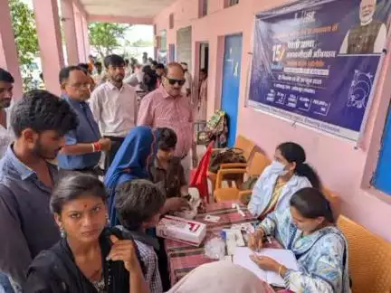 अलीराजपुर: कलेक्टर बेडेकर की अध्यक्षता में ग्राम पंचायत राम सिंह की चौकी में धरती आबा जागरूकता शिविर का आयोजन