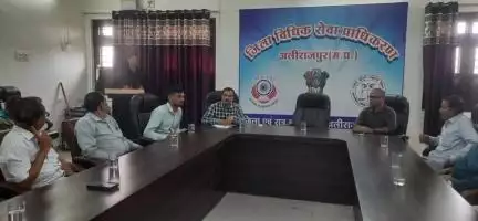अलीराजपुर: जिले में विश्व वृद्धजन दुर्व्यवहार जागरूकता दिवस पर विधिक साक्षरता शिविर आयोजित, नालसा योजना की जानकारी दी गई