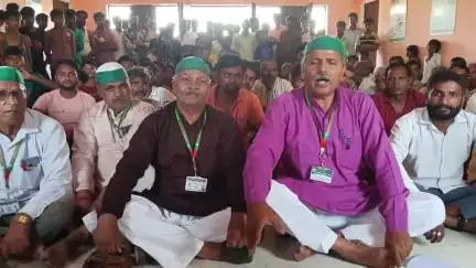 तेंदुए के घायल किसानों को मुआवजे की मांग राष्ट्रीय अध्यक्ष चौधरी दिवाकर सिंह