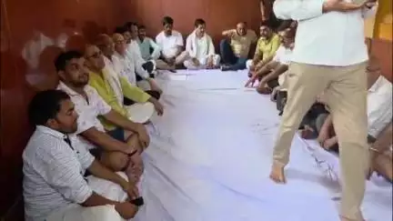 कुटुंबा: अंबा के सतबहिनी मंदिर परिसर में आर्द्रा मेला को लेकर न्यास समिति की बैठक, मेला बाद लगेगा नया सीसीटीवी कैमरा