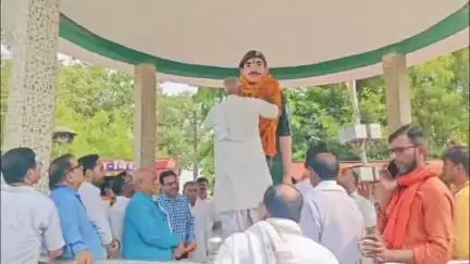 गाज़ीपुर: बिरनो में शहीद कमलेश सिंह का 26वां बलिदान दिवस भावुकता के साथ मनाया गया