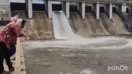 घोड़ाडोंगरी: सारनी: सतपुड़ा बांध का एक गेट खोला गया, तवा नदी में 835 क्यूसेक पानी छोड़ा जा रहा है