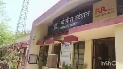 यवतमाळ: पिंपरी इजारा येथे घरी चहापाणी करिता बोलावलेल्या इसमाने लंपास केला मोबाईल ;ग्रामिण पोलीस ठाण्यात गुन्हा दाखल
