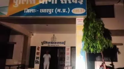 गौरिहार: लवकुशनगर एसडीओपी ने सरवई थाने का किया औचक निरीक्षण, व्यवस्थाओं का जायजा लिया