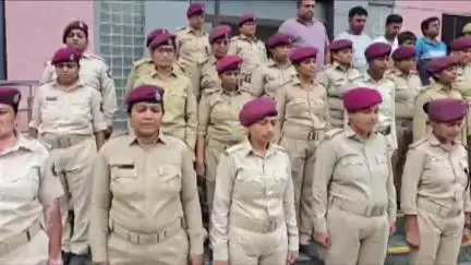 ભરૂચ: કલેક્ટર કચેરી ખાતે અમદાવાદ વિમાન દુર્ઘટનામાં મૃત્યુ પામેલ દિવંગતોને ભરૂચ શહેર હોમગર્ડ યુનિયન દ્વારા શ્રધાંજલિ અપાઈ