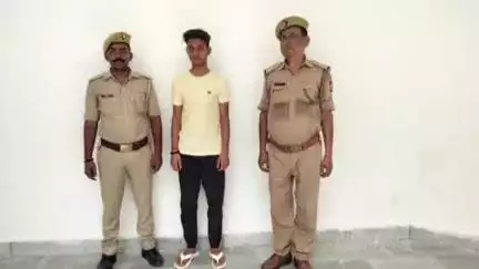 चंदौली: हत्या के प्रयास सहित विभिन्न मामलों में वांछित अभियुक्त को तलाशपुर मोड़ के पास से किया गया गिरफ्तार