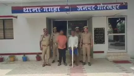 बांसगांव: मझौर में पुराने विवाद को लेकर हुए हमले में दंपती समेत 4 लोग घायल, पुलिस ने दो आरोपियों को गिरफ्तार कर भेजा जेल