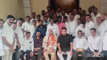 ಮೈಸೂರು: ನಗರದಲ್ಲಿ ಸಂಸದ ಯದುವೀರ್ ಒಡೆಯರ್ ಭೇಟಿಯಾದ ಬಿಜೆಪಿ ಗ್ರಾಮಾಂತರ ಅಧ್ಯಕ್ಷ ಕೆ.ಎನ್. ಸುಬ್ಬಣ್ಣ