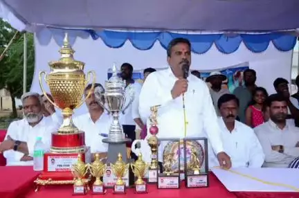 సంగారెడ్డి: క్రీడలకు నా వంతు సహకారం అందిస్తాను: డీసీసీబీ ఉమ్మడి జిల్లా వైస్ ఛైర్మన్ పట్నం మాణిక్యం