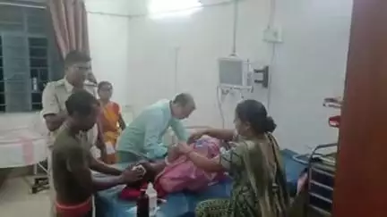 रजौन: अजीत नगर पहाड़ के पास सड़क दुर्घटना में एक युवक गंभीर रूप से जख्मी