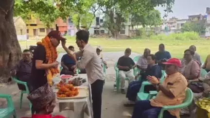 नौतनवा: नौतनवा कस्बे के मिलिट्री कैंप में सेना में पदोन्नति पर गोरखा समाज ने आयोजित किया सम्मान समारोह