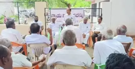 కనిగిరి: కనిగిరిలో న్యాయ సేవాధికార సంస్థ ఆధ్వర్యంలో వృద్ధులకు వృద్ధుల చట్టాలపై అవగాహన కల్పించిన జూనియర్ సివిల్ జడ్జి రూప శ్రీ