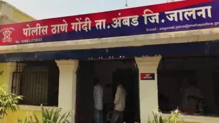 अंबड: वाकेश्वर गोदावरी नदी पात्रातूनअवैध वाळू उपसा करणाऱ्या वाळू माफिया विरोधात गोंदी पोलिसांची कारवाई